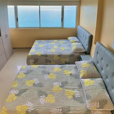 Apartamento P32 Frente Al Mar Con Balcon Aire Acondicionado Y Wifi
